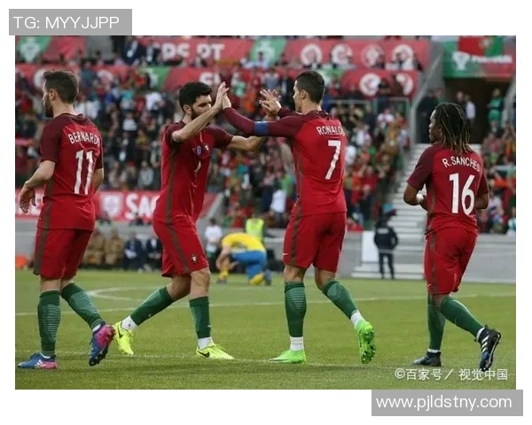 南京网球队在欧锦赛积分榜上以63分稳居第一名展现强劲实力 南京网球队在欧锦赛积分榜上以63分稳居第一名展现强劲实力